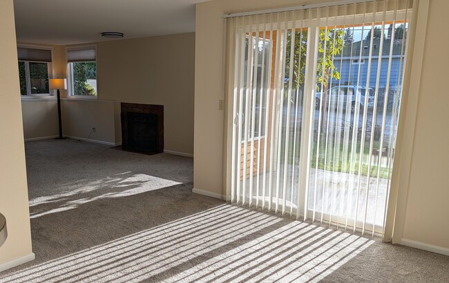 17801 Stone Ave N, Unit 17801 Stone Ave N