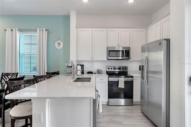 8004 Dreamsicle Dr in Kissimmee, FL - Building Photo - Building Photo