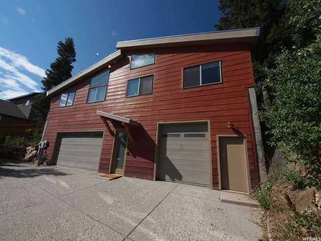 430 Aspen Dr, Unit #2 in Park City, UT - Foto de edificio - Building Photo