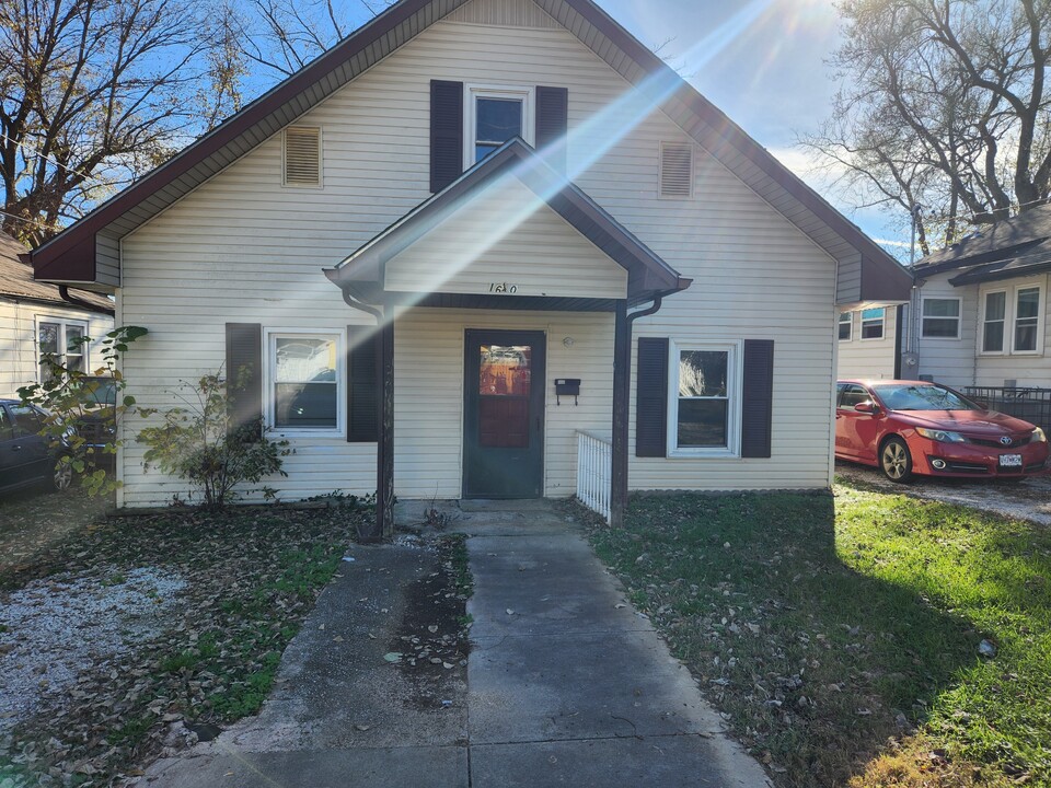 1640 E Brower St in Springfield, MO - Building Photo