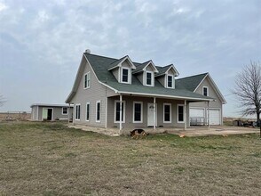 188 Private Rd 410 in Covington, TX - Building Photo - Building Photo