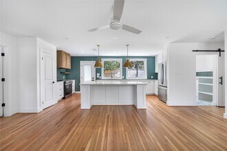 8416 Montridge Dr in Houston, TX - Building Photo - Building Photo