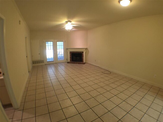 2100 San Gabriel St in Austin, TX - Building Photo - Building Photo