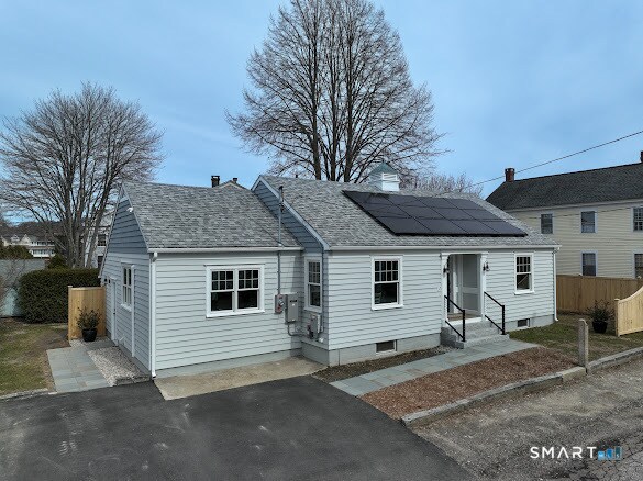 5 Forsyth St in Stonington, CT - Building Photo - Building Photo