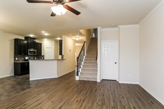 9222 Chloe Dr in Houston, TX - Building Photo - Building Photo