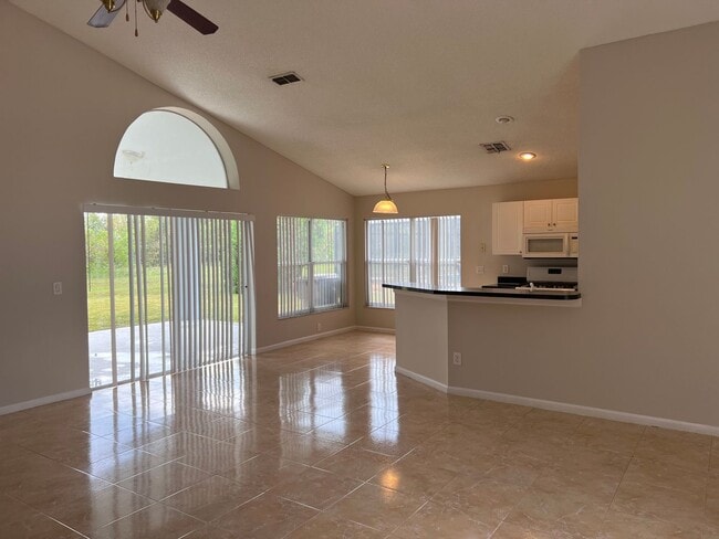 2634 Meadow Oaks Loop in Clermont, FL - Building Photo - Building Photo