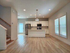 101 E 22nd Ave in Gulf Shores, AL - Building Photo - Building Photo