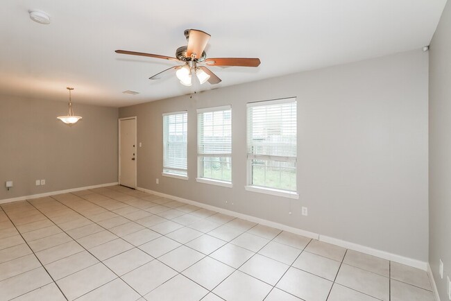 property at 4923 N Cancun Dr