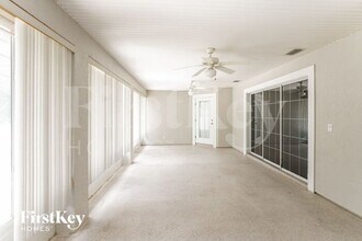 874 Club Hills Dr in Eustis, FL - Building Photo - Building Photo
