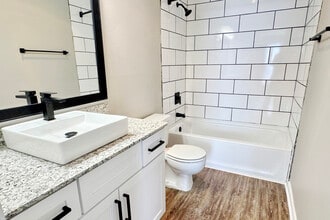 The Arts Apartments at Bluebonnet Place in Baton Rouge, LA - Building Photo - Building Photo