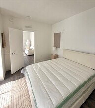 1525 Euclid Ave in Miami Beach, FL - Building Photo - Building Photo