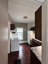 1018 Haskell Ave, Unit #2 in Rockford, IL - Building Photo - Building Photo