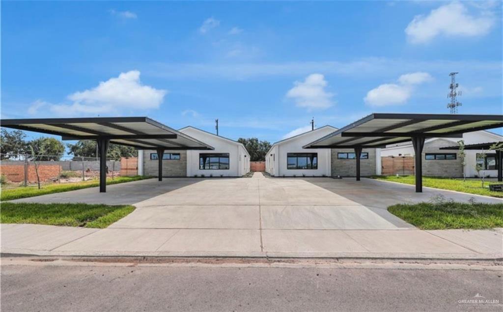 11 Oriole Rd in Weslaco, TX - Building Photo