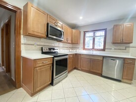 6 Cawfield St, Unit 1 in Boston, MA - Building Photo