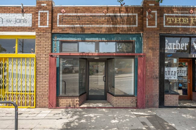 property at 4735 Eagle Rock Blvd
