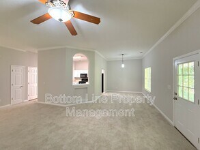 1020 Stinson Glen Ln in Charlotte, NC - Building Photo - Building Photo