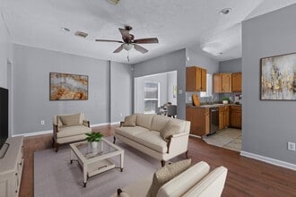 12326 Kings Chase Dr in Houston, TX - Building Photo - Building Photo