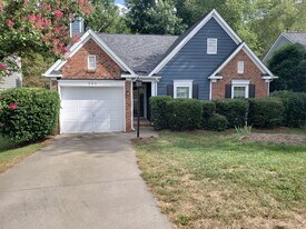 245 Hallwood Ct in Holly Springs, NC - Building Photo