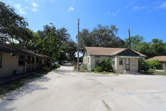 Michigan Park in Tampa, FL - Building Photo - Building Photo