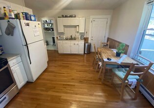 279 Pearl St, Unit 3L in Cambridge, MA - Building Photo - Building Photo