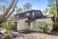 3403 Pine Run Ln in Lutz, FL - Foto de edificio - Building Photo