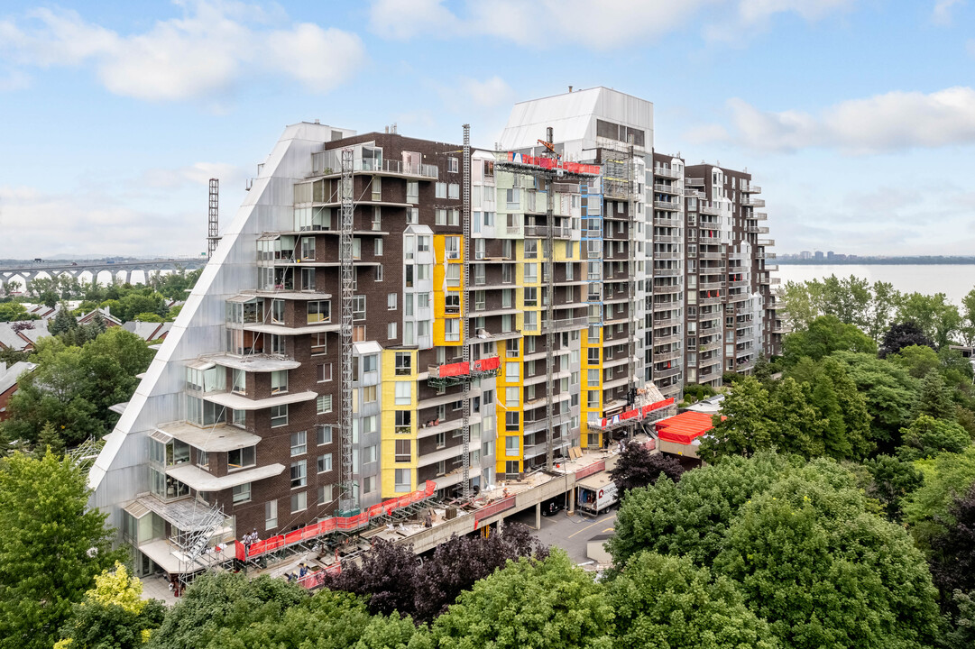 The Jardins de l'Archipel in Montréal, QC - Building Photo