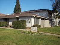 Fairway Village in Fair Oaks, CA - Foto de edificio - Building Photo