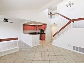 1935 W Clipper Ln in Anaheim, CA - Building Photo