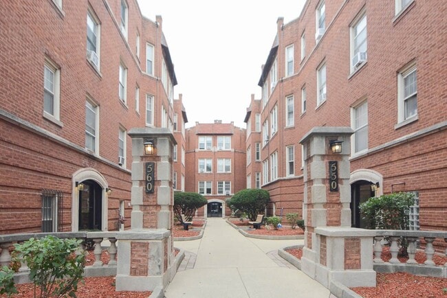property at 557 W Aldine Ave