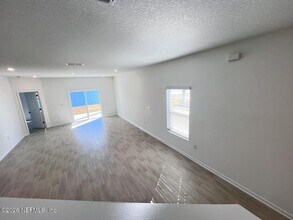 14179 Epply Dr in Jacksonville, FL - Building Photo - Building Photo