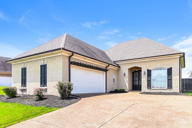 property at 3373 Champion Hills Dr