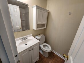 68 Green Meadows Dr in Hartwell, GA - Building Photo - Building Photo