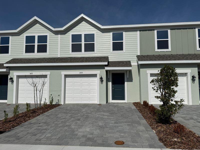 3035 Jessamine Dr in Tavares, FL - Building Photo