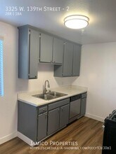 3325 139th St in Hawthorne, CA - Building Photo - Building Photo