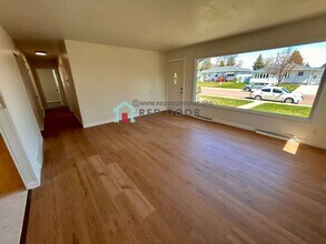 127 Riverview B in Great Falls, MT - Building Photo - Building Photo
