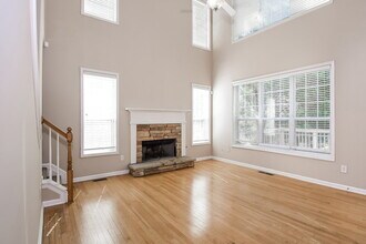 302 Warm Winds Trail in Canton, GA - Building Photo - Building Photo
