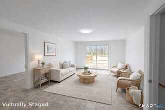 15 Dairy Farm Rd in Norwalk, CT - Building Photo - Building Photo