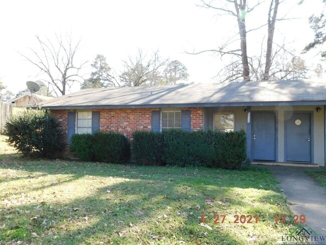 property at 605 Circle Dr
