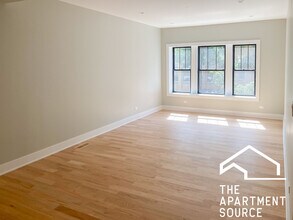 2531 N Campbell Ave, Unit 1 in Chicago, IL - Foto de edificio - Building Photo