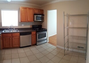 7128 Tulane Ave, Unit 2nd Floor in University City, MO - Foto de edificio - Building Photo