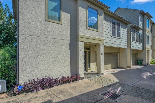 property at 932 Lester St