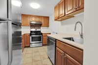 35 Harrison St, Unit A in Boston, MA - Building Photo - Building Photo