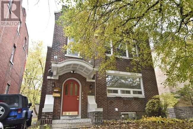 property at 280-280 Daly Ave