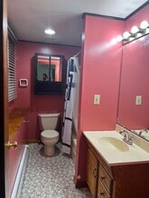 57 Dana St, Unit Ground Level - No Stairs in West Haven, CT - Building Photo - Building Photo