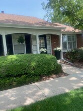 8760 E Yale Ave in Denver, CO - Building Photo - Building Photo