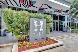 121 NE 34th St, Unit 2815 in Miami, FL - Building Photo