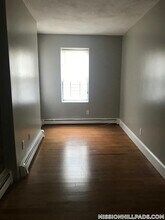 338 Warren St in Boston, MA - Building Photo - Building Photo