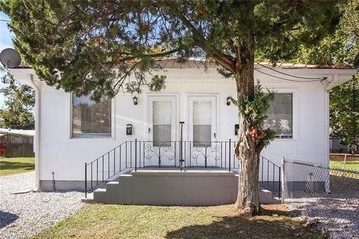 140-142 6th St in Westwego, LA - Building Photo