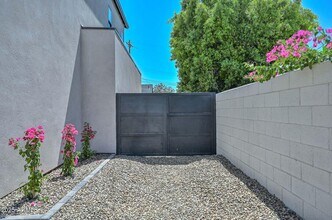 3831 North 8th St in Phoenix, AZ - Building Photo - Building Photo