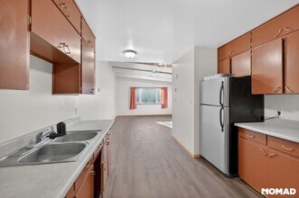 7733 McDougal Ave NE in Moses Lake, WA - Foto de edificio - Building Photo